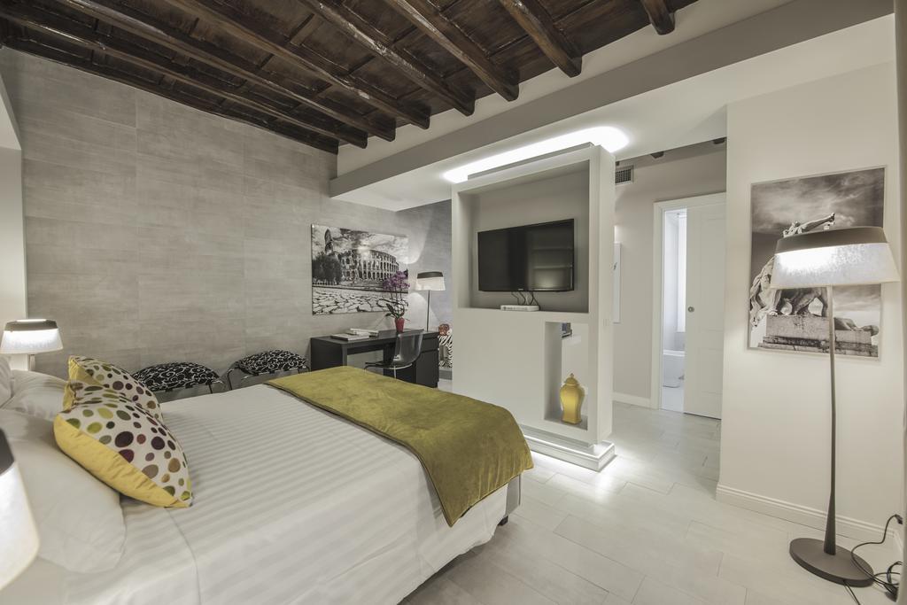 Town House Spagna- Luxury Rooms With Jacuzzi Bath Roma Exterior foto